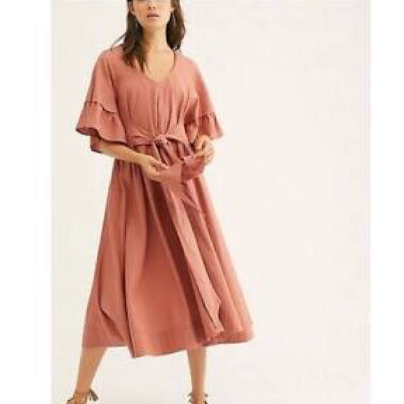Free People Dresses & Skirts - NWOT Free People Stunning Midi Dress